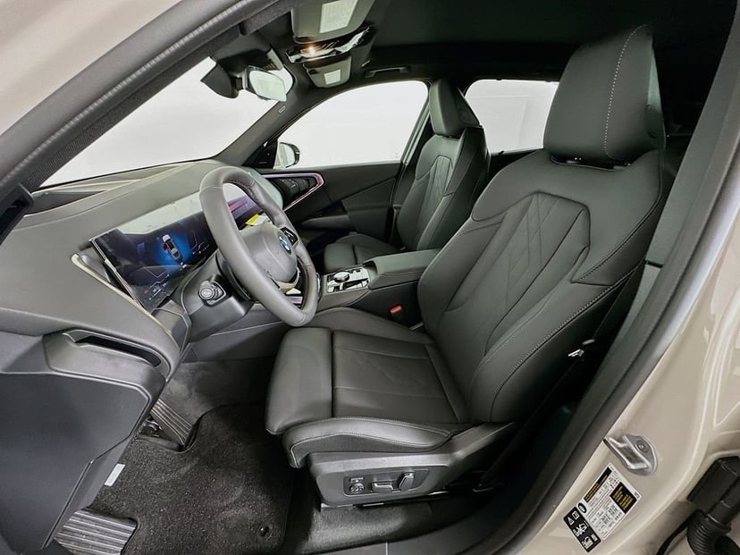 2025 BMW X3 - Image 16
