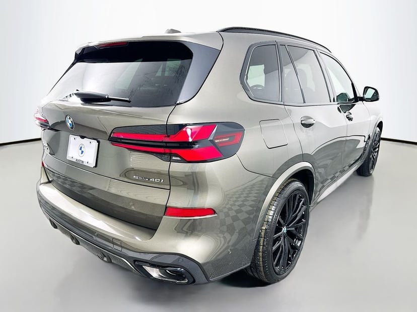 2026 BMW X5 - Image 5