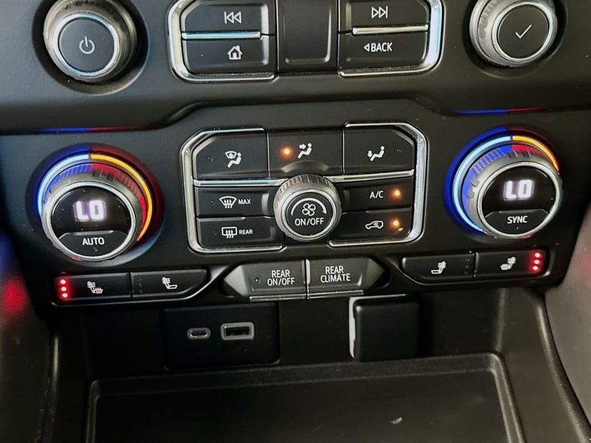 2023 Chevrolet Tahoe - Image 15