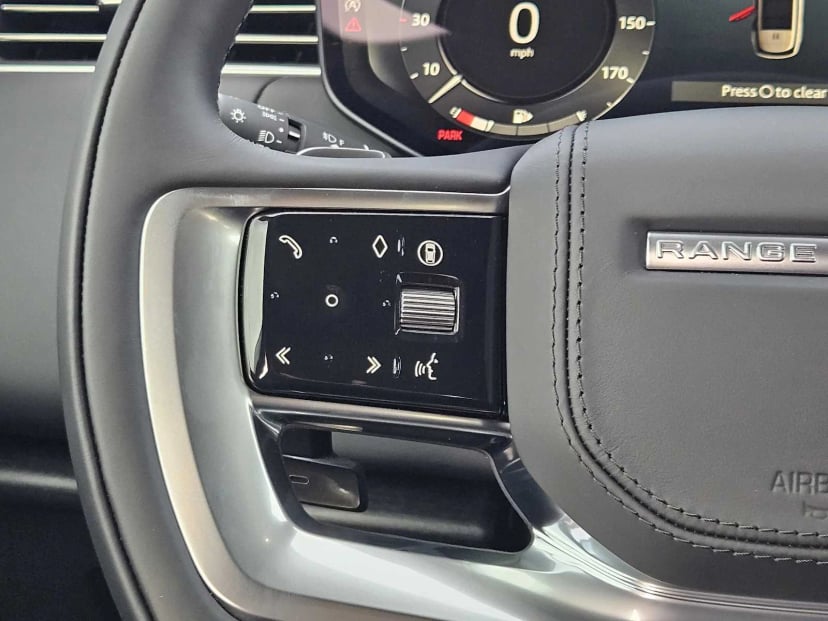 2026 LAND ROVER Range Rover - Image 27