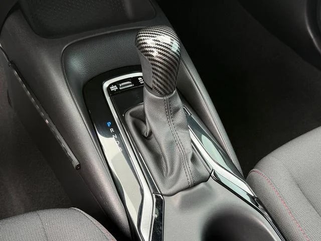 2025 Toyota Corolla - Image 50