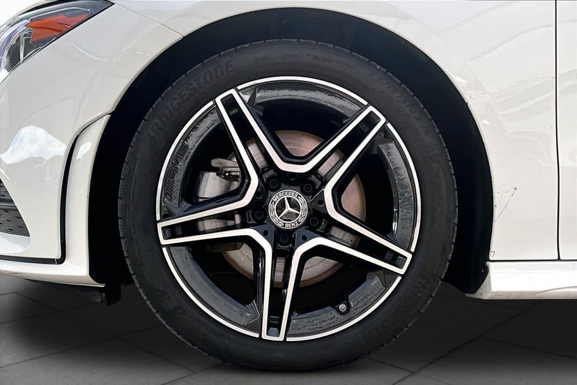 2023 Mercedes-Benz CLA 250 - Image 11