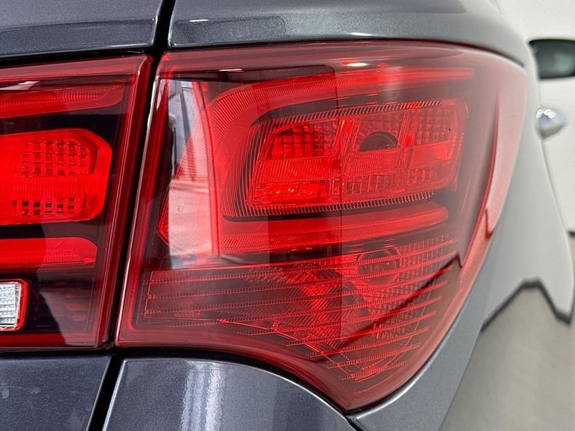 2018 Hyundai Santa Fe Sport - Image 31