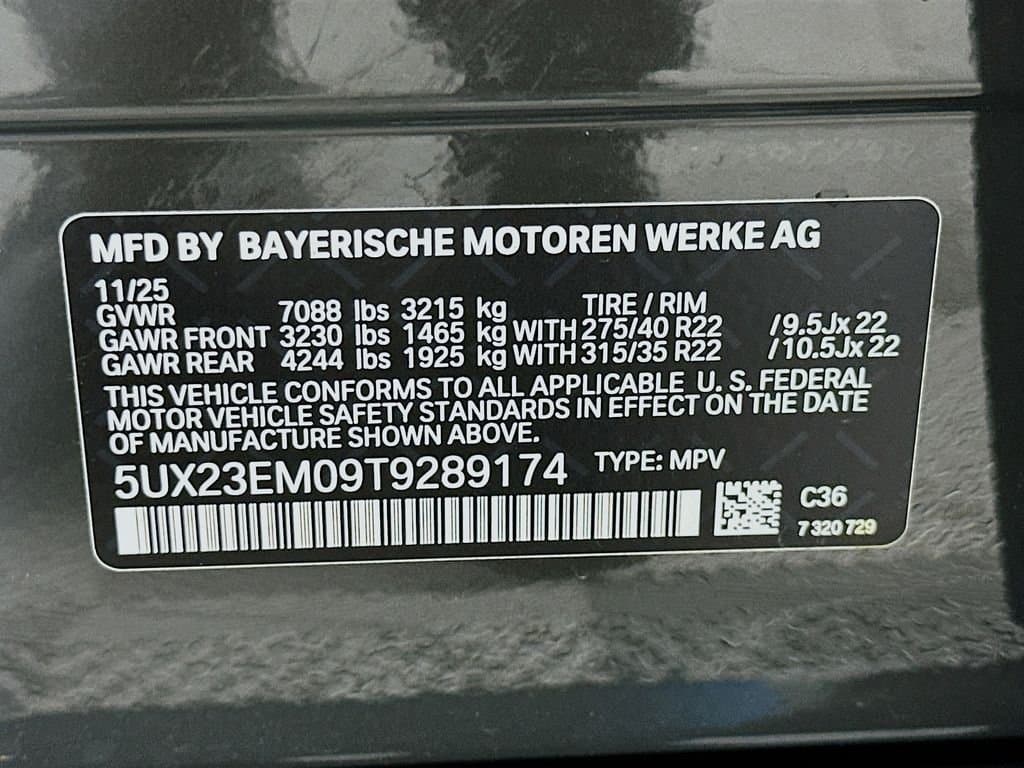 2026 BMW X7 - Image 24