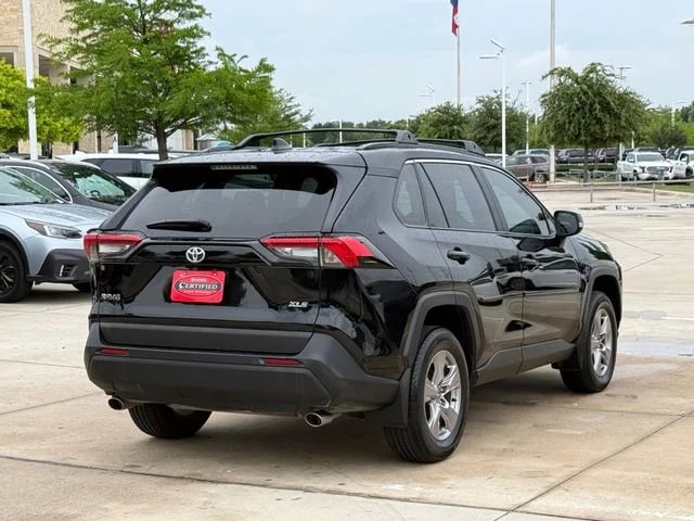 2024 Toyota RAV4 - Image 4