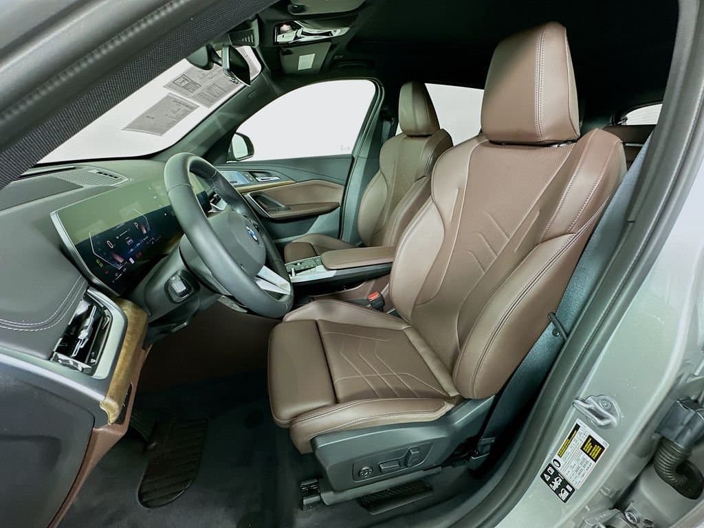 2025 BMW X1 - Image 20
