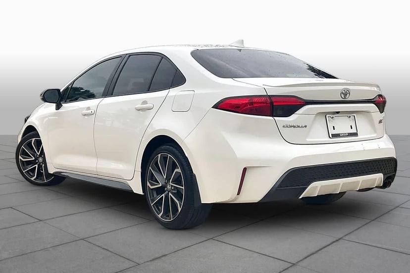 2020 Toyota Corolla - Image 12