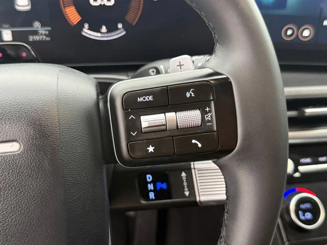 2024 Hyundai Santa Fe - Image 15