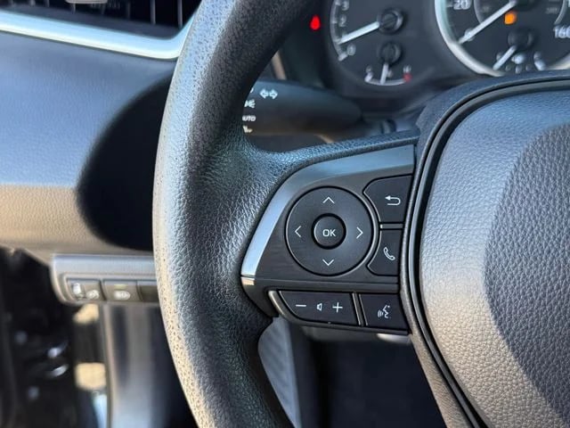 2022 Toyota Corolla - Image 11
