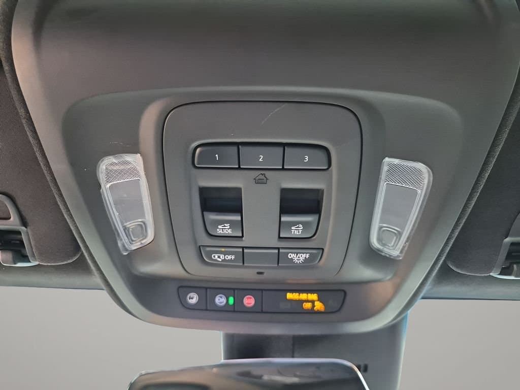 2023 Cadillac CT4 - Image 40