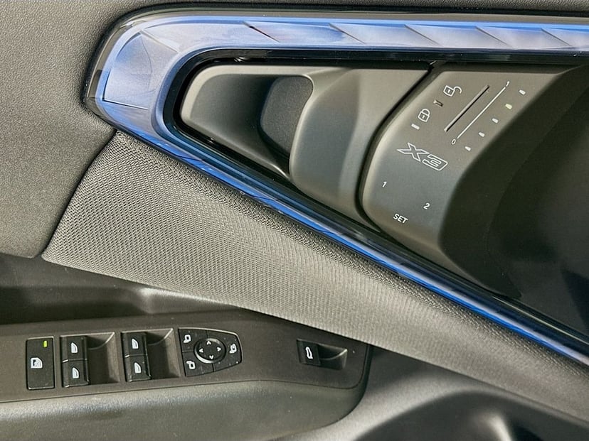 2025 BMW X3 - Image 17