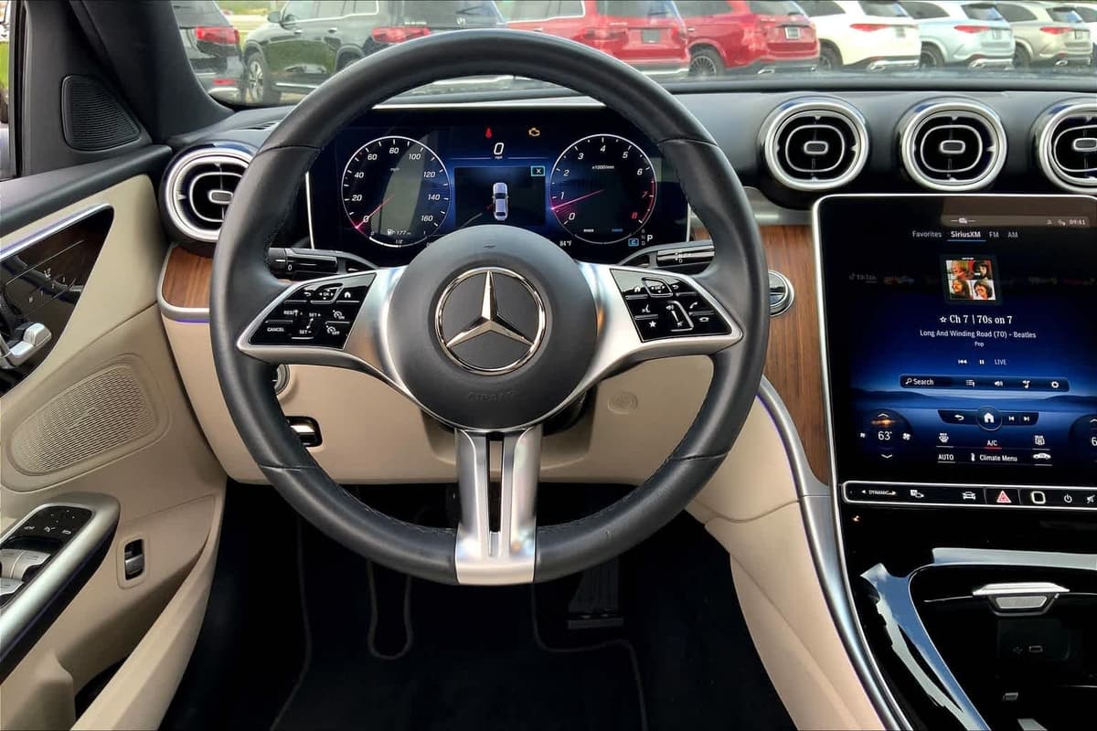 2023 Mercedes-Benz C 300 - Image 5