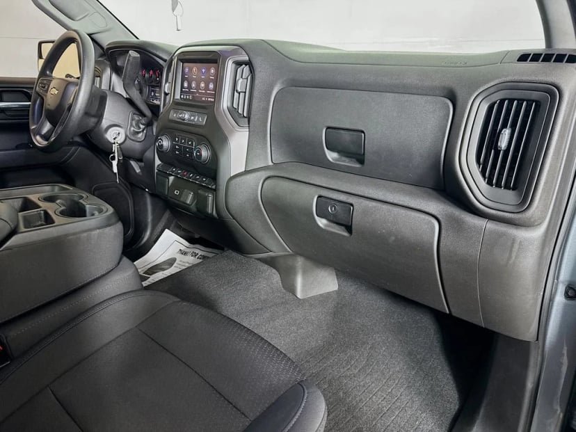 2020 Chevrolet Silverado 1500 - Image 33