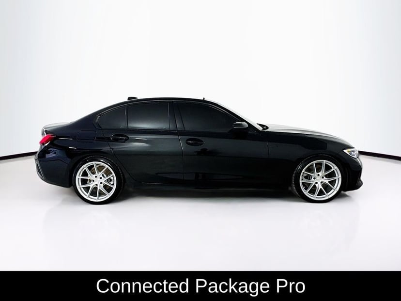 2022 BMW 3 Series - Image 9