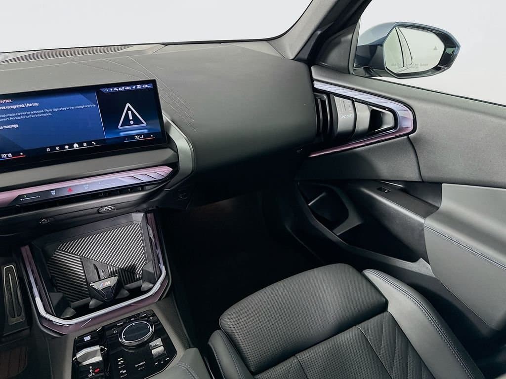 2025 BMW X3 - Image 22