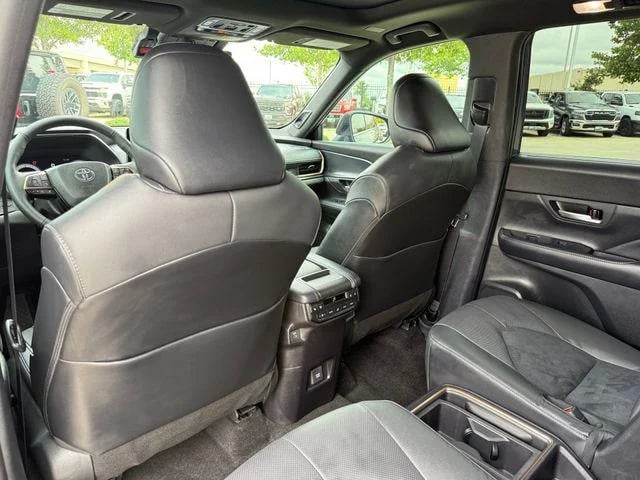 2025 Toyota Grand Highlander Hybrid - Image 56