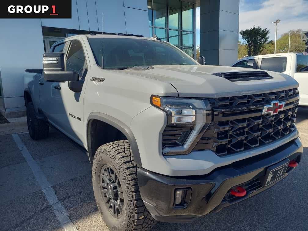 2024 Chevrolet Silverado 2500HD - Image 1