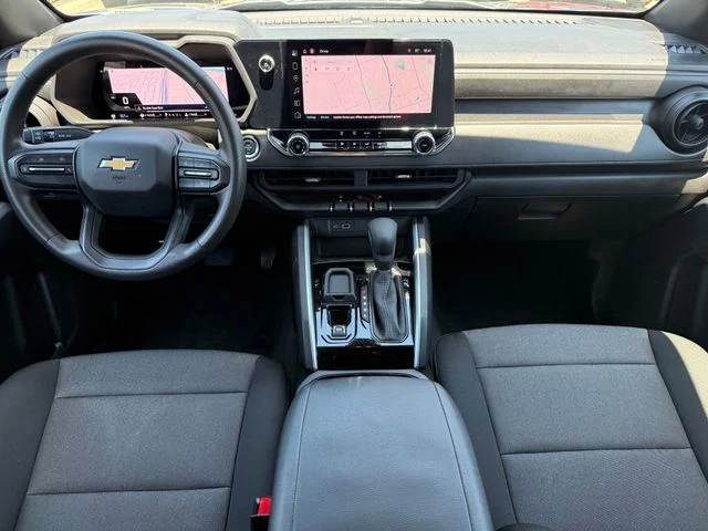 2025 Chevrolet Colorado - Image 19