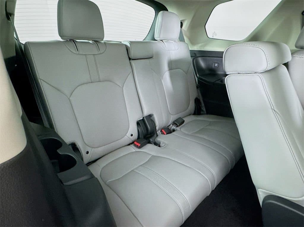 2025 HONDA Pilot - Image 38