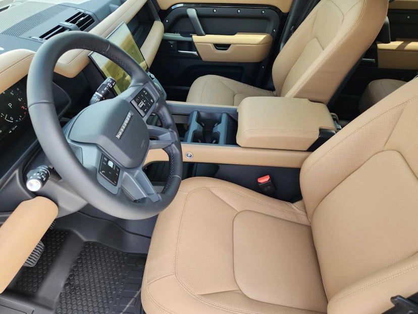 2026 LAND ROVER Defender 130 - Image 12