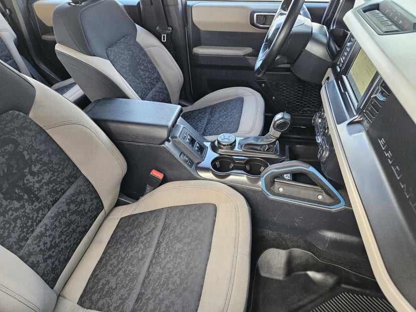 2021 Ford Bronco - Image 15