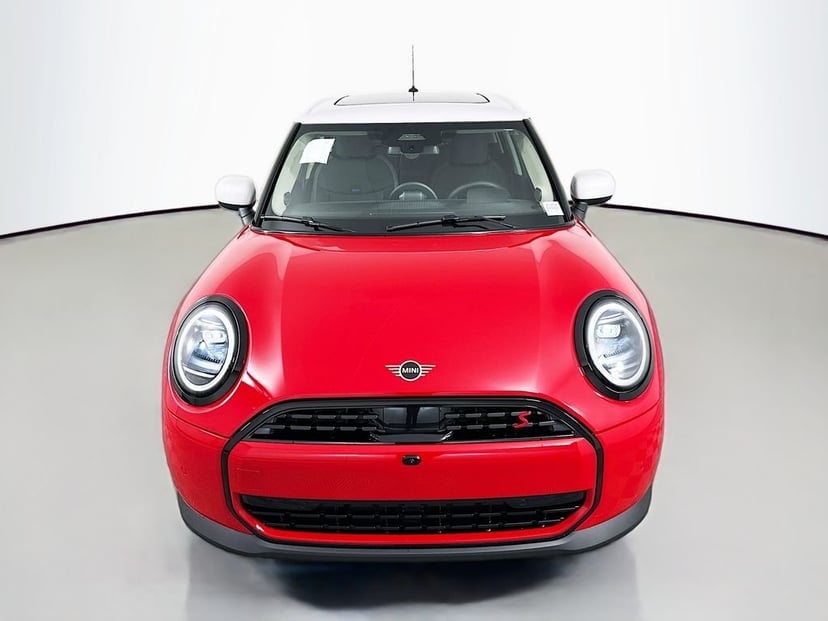 2026 MINI 4 Door - Image 2