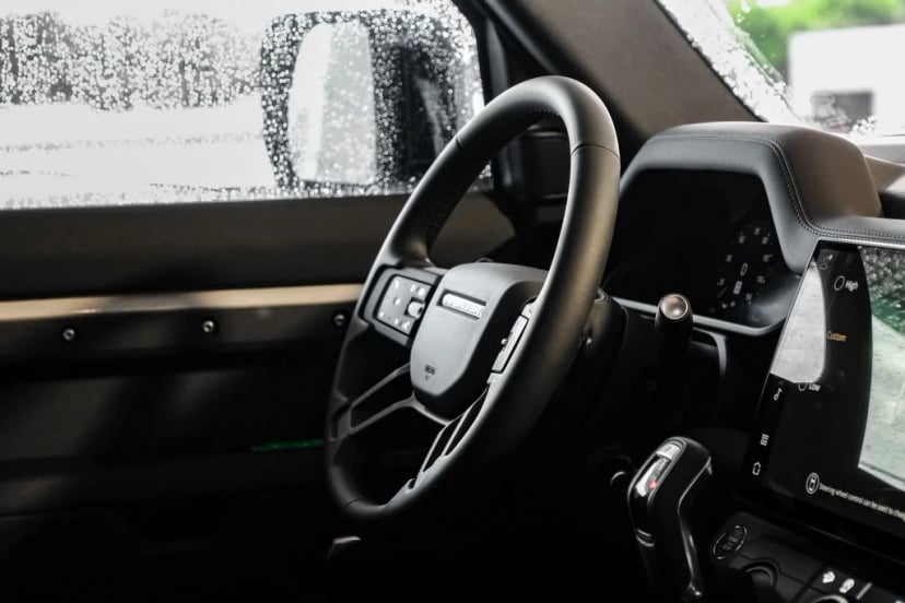 2026 Land Rover Defender 110 - Image 12