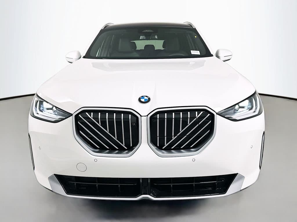 2026 BMW X3 - Image 2