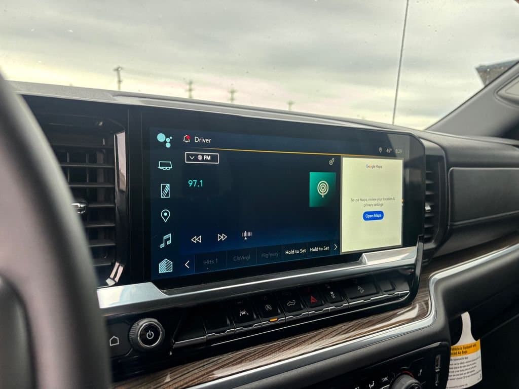 2025 Chevrolet Silverado 1500 - Image 19