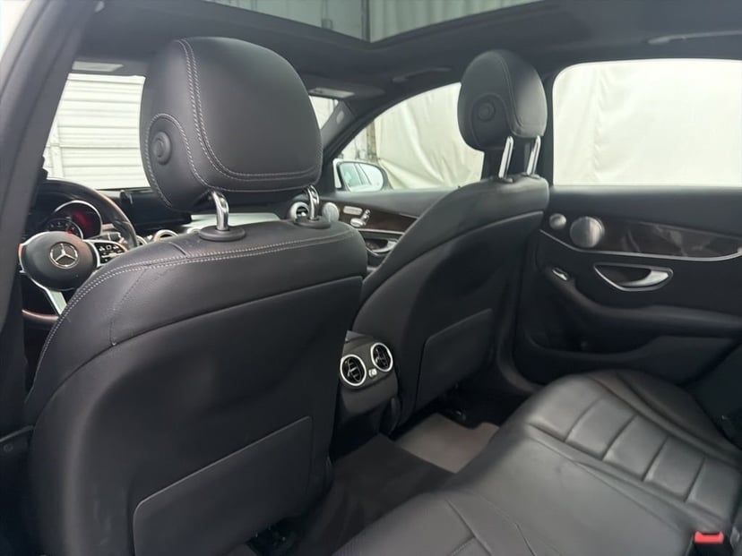 2019 Mercedes-Benz C-Class - Image 15