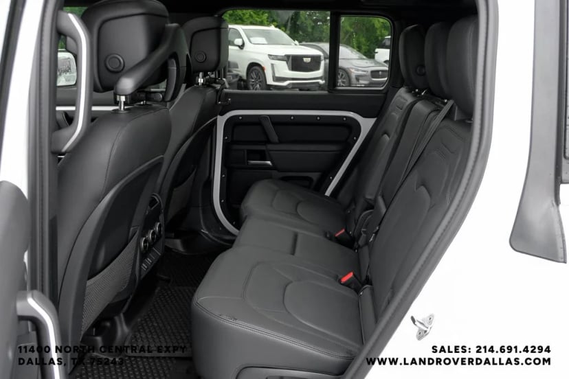 2026 Land Rover Defender 110 - Image 44