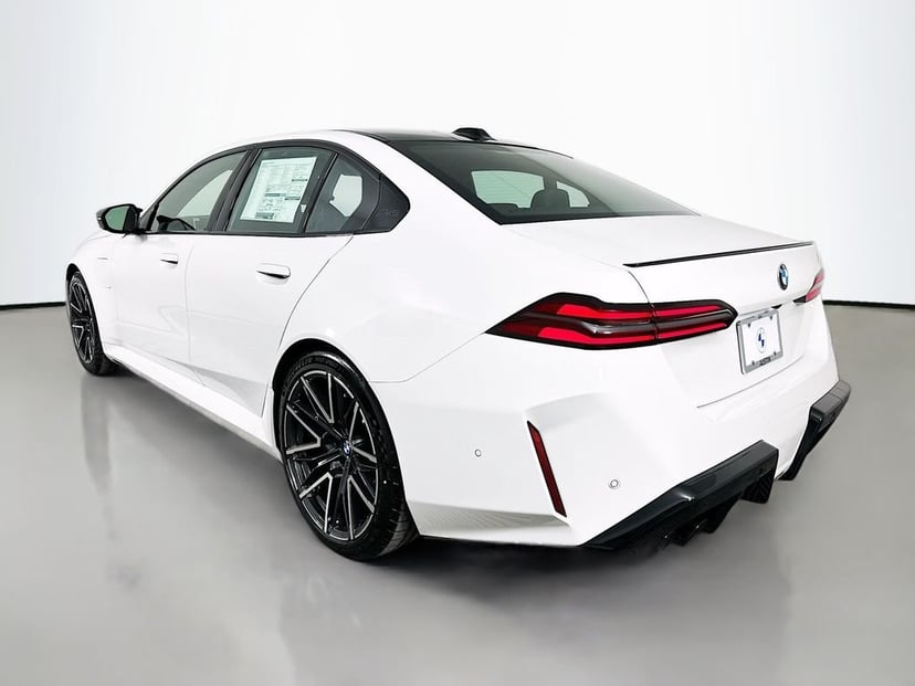 2026 BMW M5 - Image 7