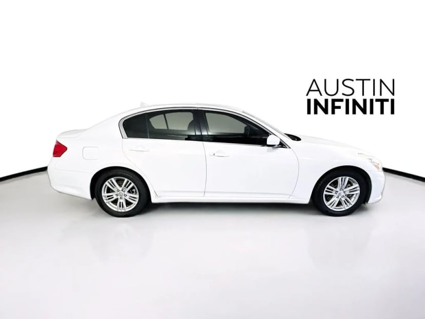 2013 INFINITI G37 - Image 9