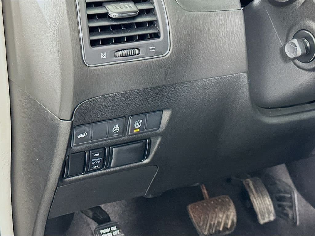 2019 INFINITI QX80 - Image 10