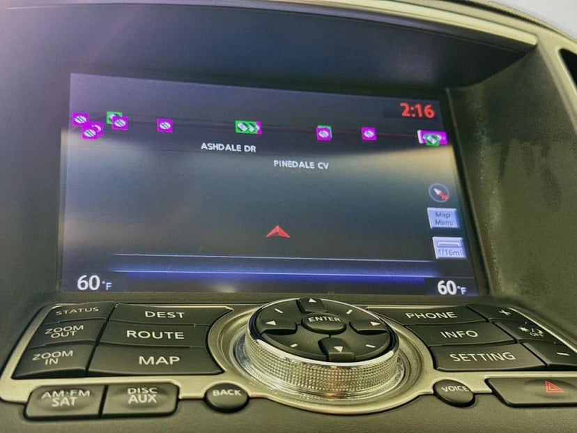 2013 INFINITI G37 - Image 16