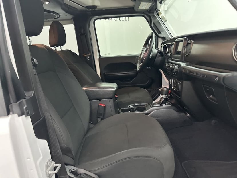 2019 Jeep Wrangler - Image 21