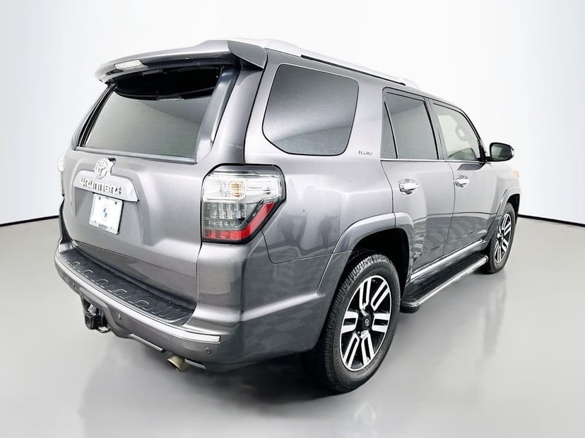 2018 Toyota 4Runner - Image 5