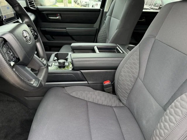 2024 Toyota Tundra - Image 9