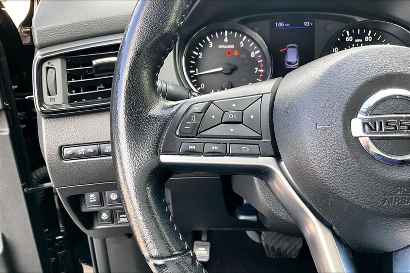 2020 Nissan Rogue Sport - Image 23