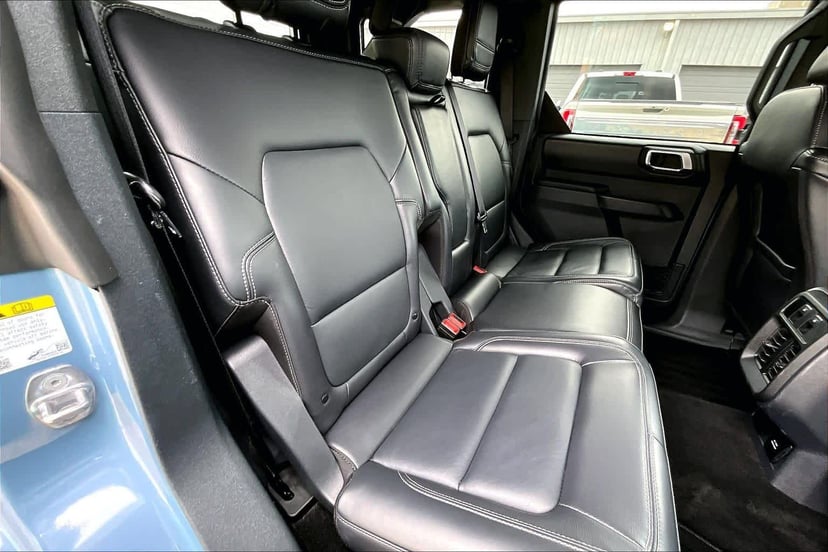 2025 Ford Bronco - Image 19