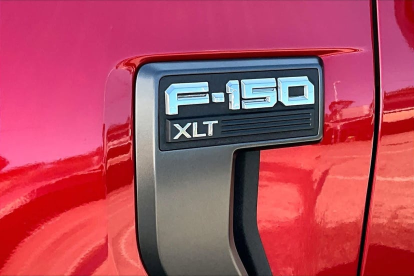 2022 Ford F-150 - Image 12