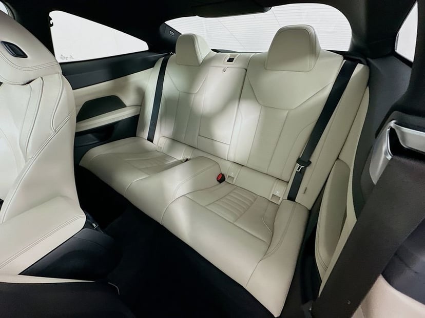2023 BMW 4 Series - Image 25