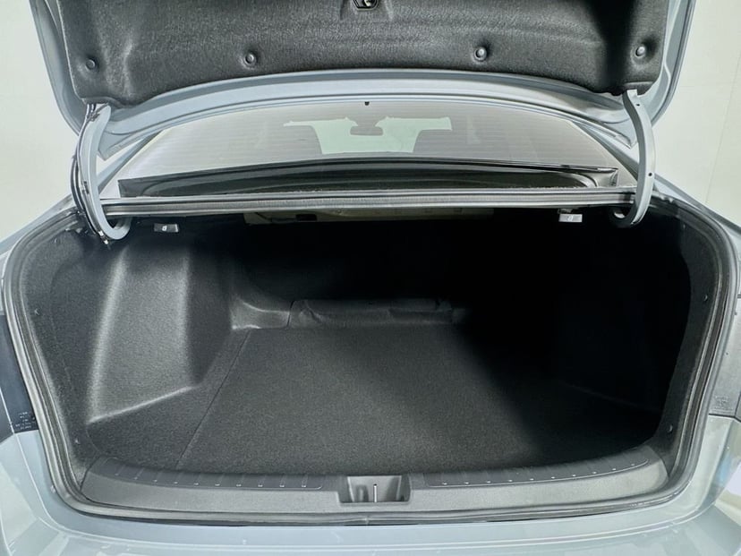 2026 Honda Civic - Image 10