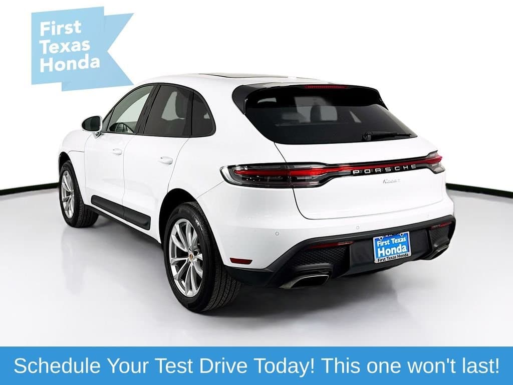 2024 PORSCHE Macan - Image 6