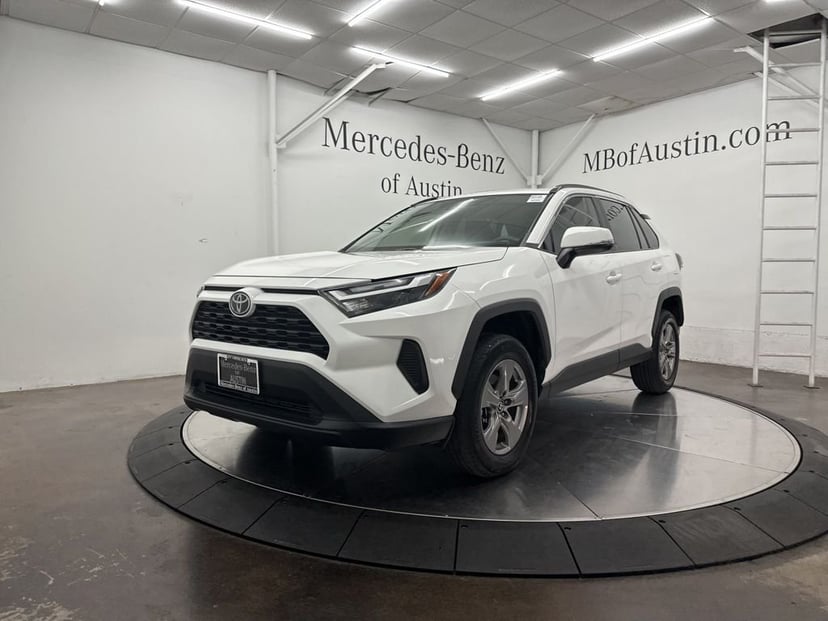 2024 Toyota RAV4 - Image 3