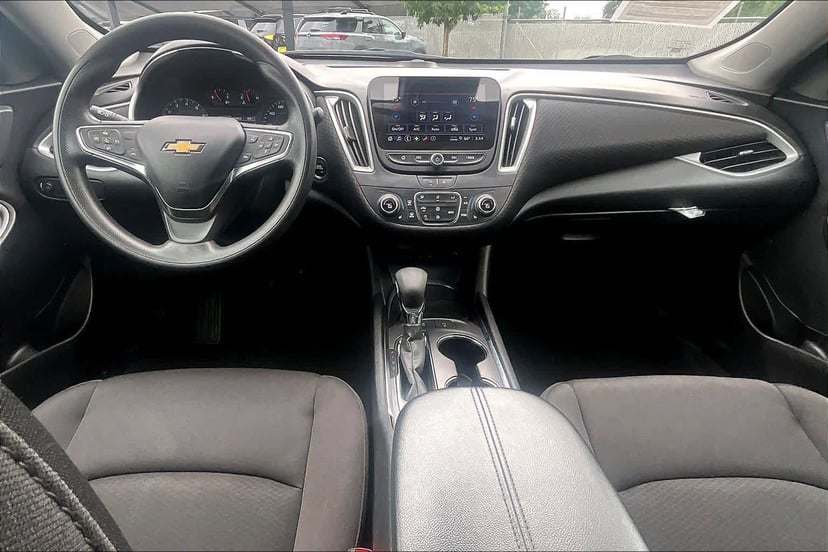 2024 Chevrolet Malibu - Image 15