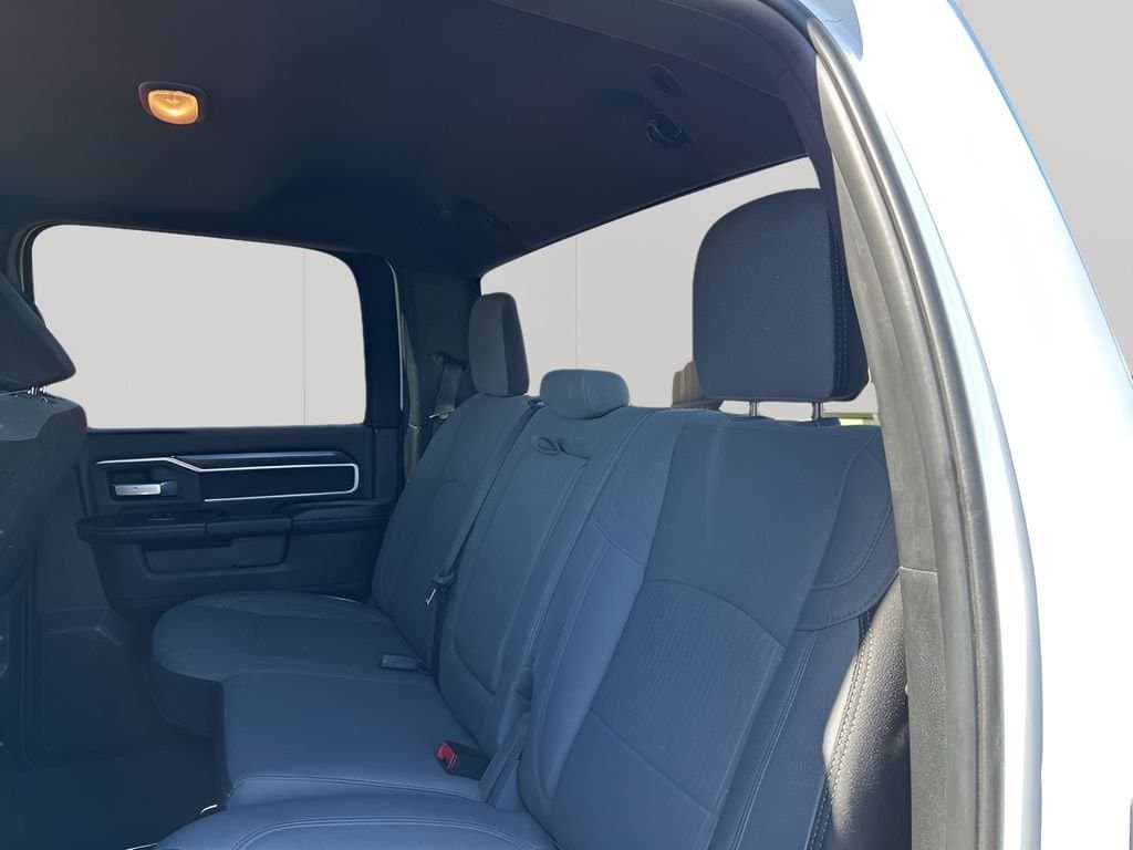 2024 Ram 3500 - Image 18