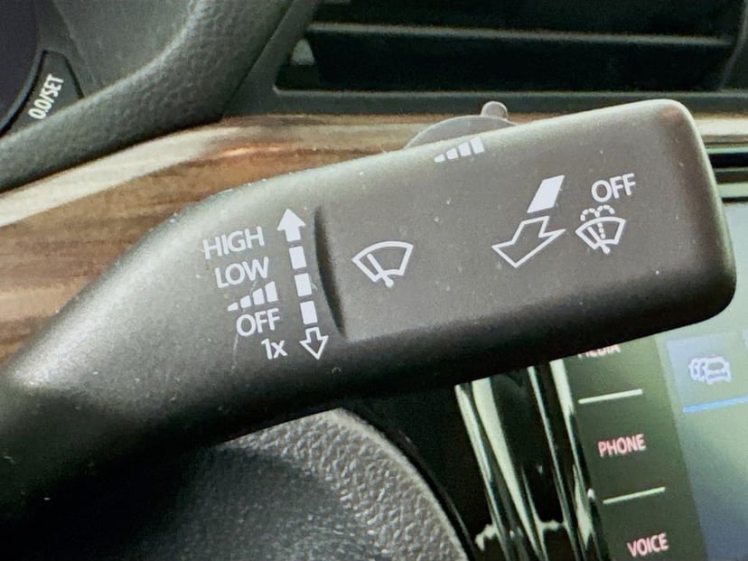 2022 Volkswagen Passat - Image 13