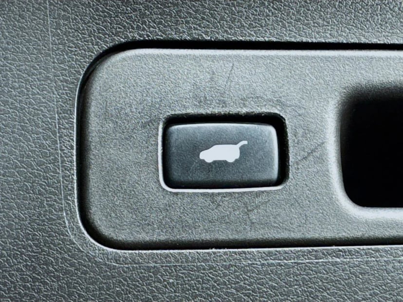 2017 Acura MDX - Image 32