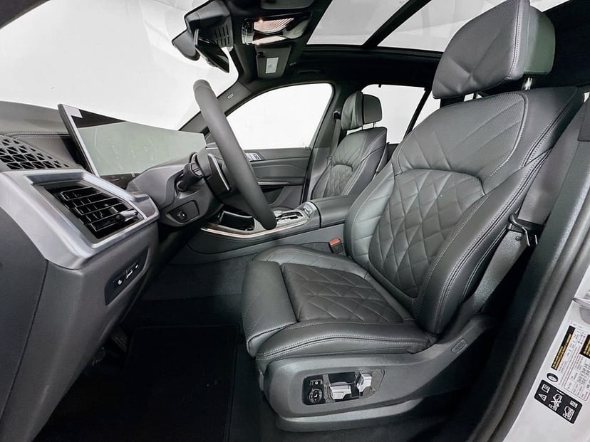 2026 BMW X5 - Image 16